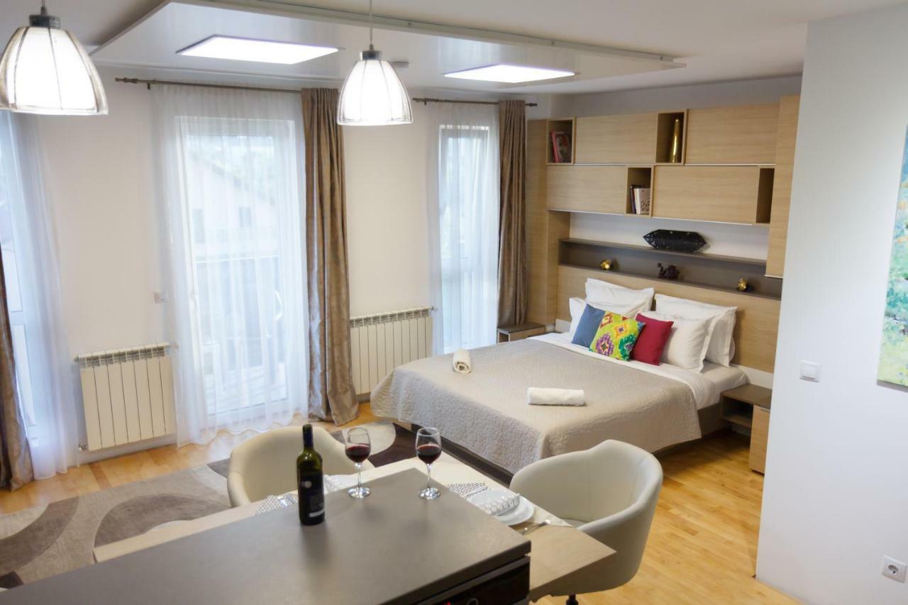 Presecan One Room Apartment With View Cluj Napoca Bagian luar foto